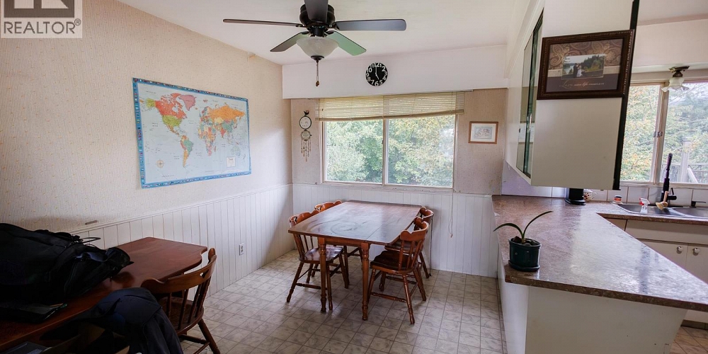 4732 LOEN AVENUE Terrace Photo 7 4732 LOEN AVENUE Terrace Photo 7